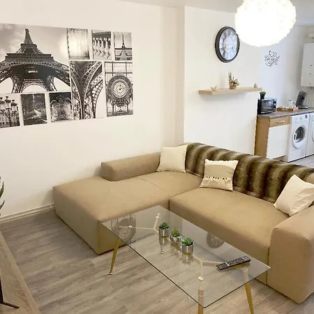 Apartment Chaleureux Wifi Et Parking Gratuit *